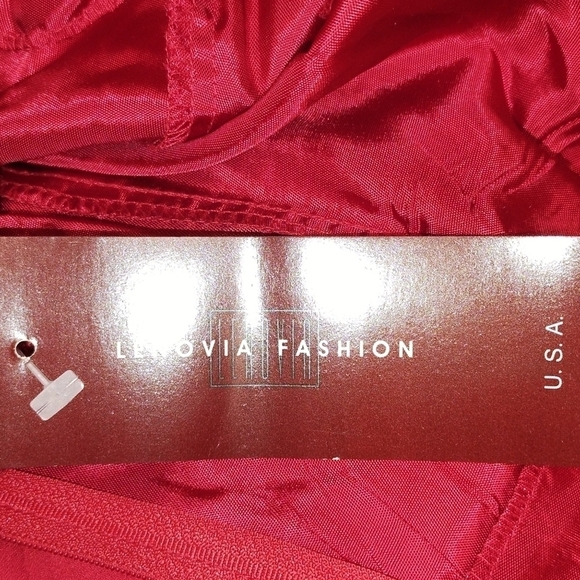 Lenovia USA red lace top straps zipper closer rayon dress Size: XL - Picture 4 of 6